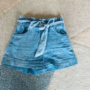 Divided Paper Bag Shorts with Tie Belt